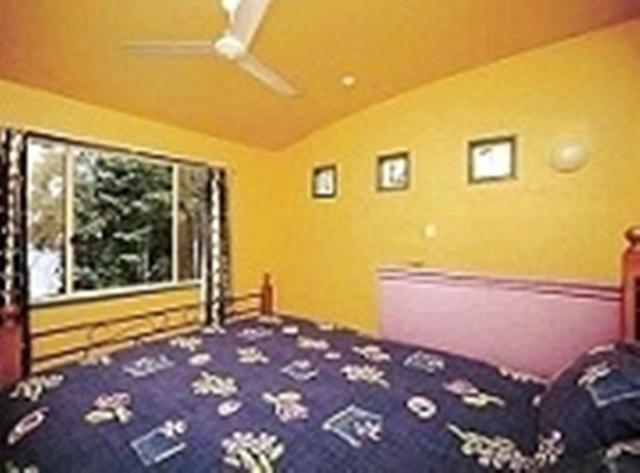 Lake Tinaroo Terraces Motel Phòng bức ảnh